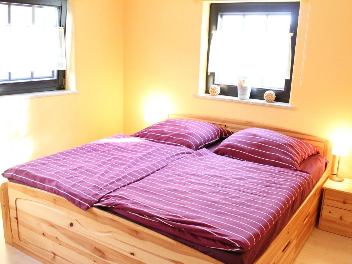 Lavish Apartment In Merschbach Near The Forest Bilik gambar