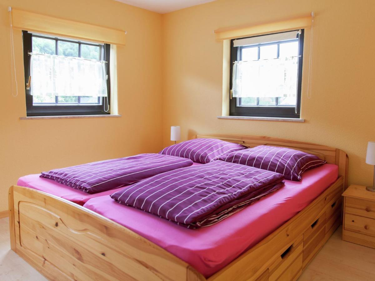 Lavish Apartment In Merschbach Near The Forest Bilik gambar