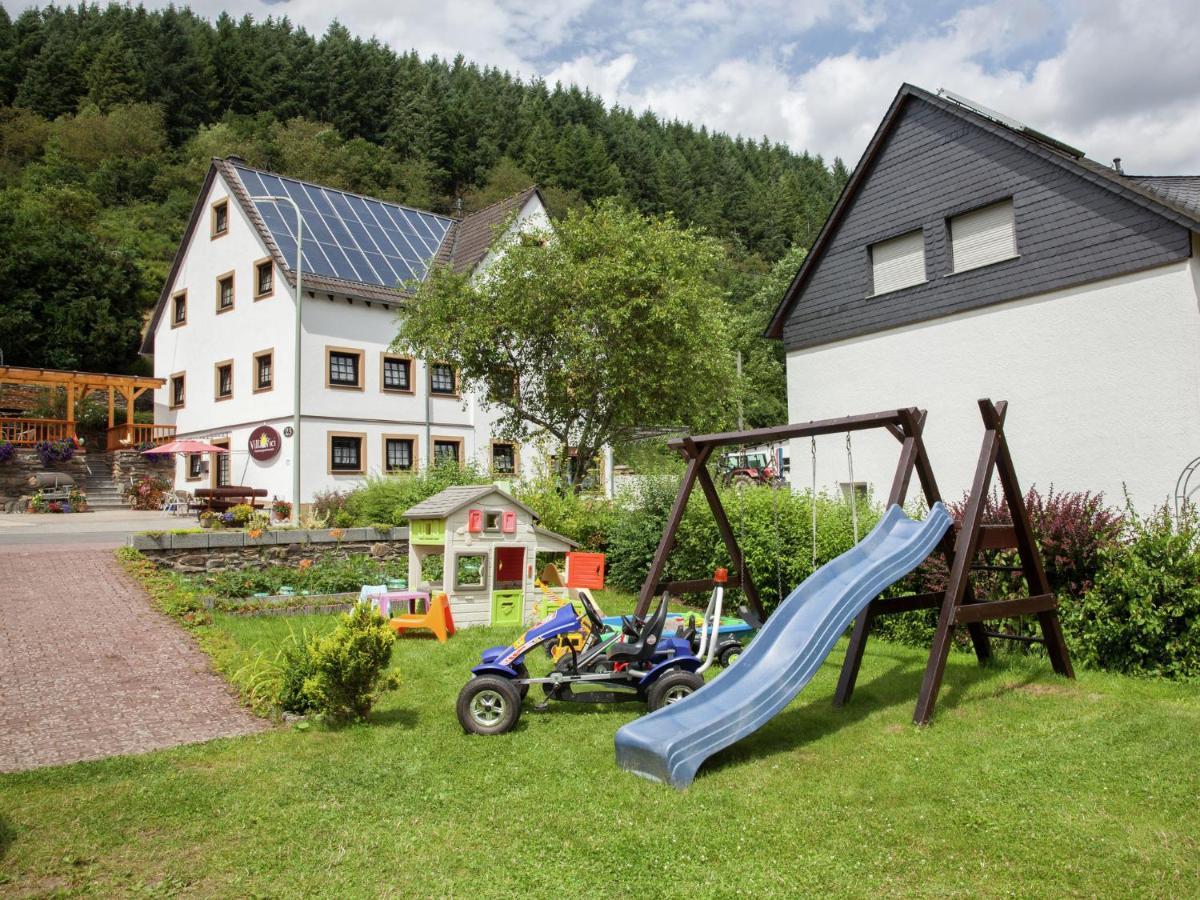 Lavish Apartment In Merschbach Near The Forest Luaran gambar