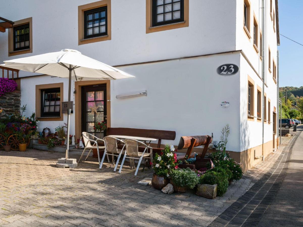 Lavish Apartment In Merschbach Near The Forest Luaran gambar